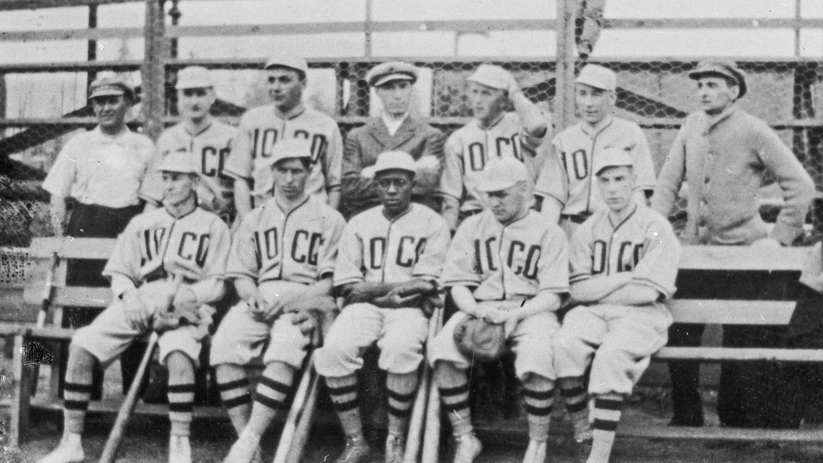 Imperial forms a subsidiary, the International Petroleum Company, Limited, to search for oil in South America.
Imperial builds a refinery at Burrard Inlet, east of Vancouver. Pictured is the Refinery baseball team in 1918/1919.